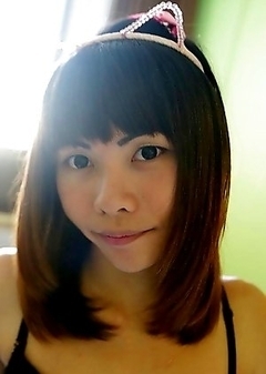 23 year old Thai ladyboy Bee fucks and sucks white tourist cock