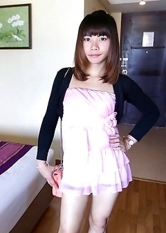 Horny Thai Ladyboy Bee with lovely face enjoys ass packing
